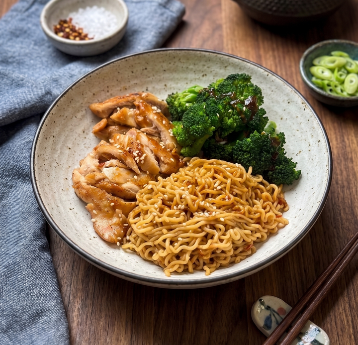 Honey Garlic Chicken and Noodles